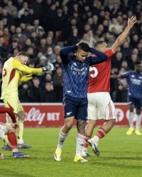 MK体育官方网站-1.2亿巨星爆粗！阿森纳9天2连平+7分领跑 官媒被冲：等曼城追上？