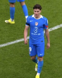 MK体育app下载-1亿欧巨星7场球荒！5亿马竞15射门换来郁闷1分：儿子帮匪帅争面子