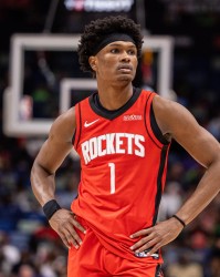 MK体育官方网站-少23次罚球&amp;多21个篮板！火箭21分逆转太阳 肉搏投抢为季后赛托底