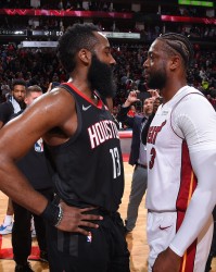 MK体育官方网站-贝弗利：我在大巴上随口聊的登韦之争火爆全网 这对我太简单了